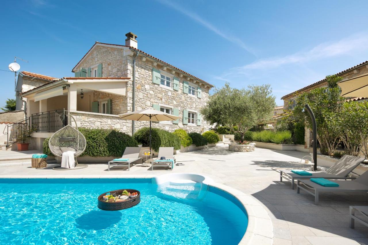 Residence Pietre D'Istria - With Private Service Burići Buitenkant foto